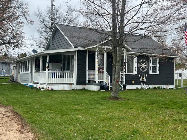 $145,900 | 169 Ashley Street, Unit LOT: 5&6, Harrison, MI 48625