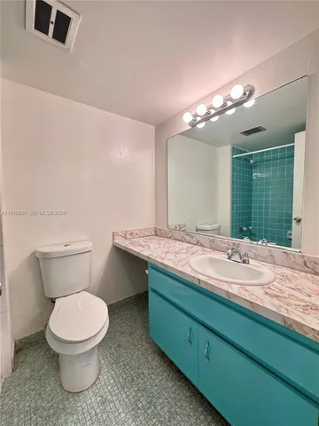 $2,000 | 4154 Northwest 79th Avenue, Unit 2B, Doral, FL 33166