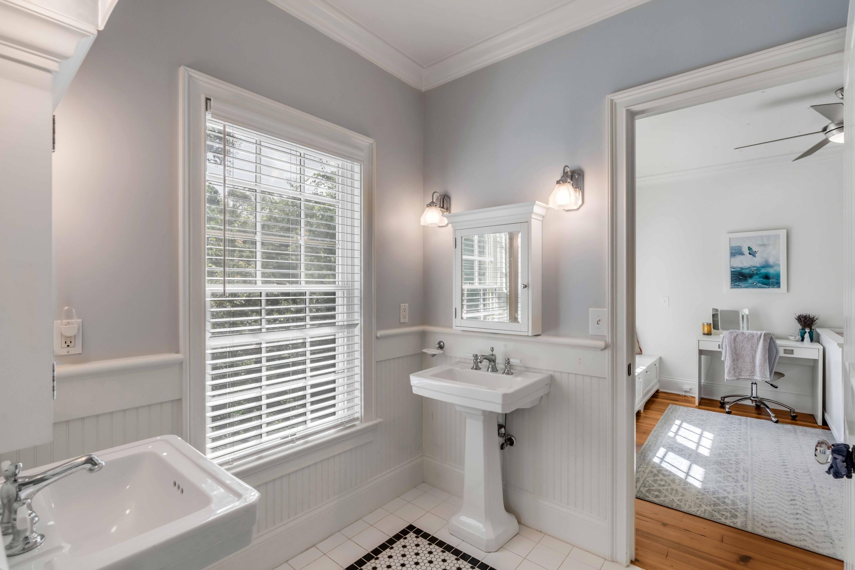 15 Robert Mills Circle Mount Pleasant, SC 29464 - Photo 24 of 67 Jack and Jill for Bedroom 2 and 3