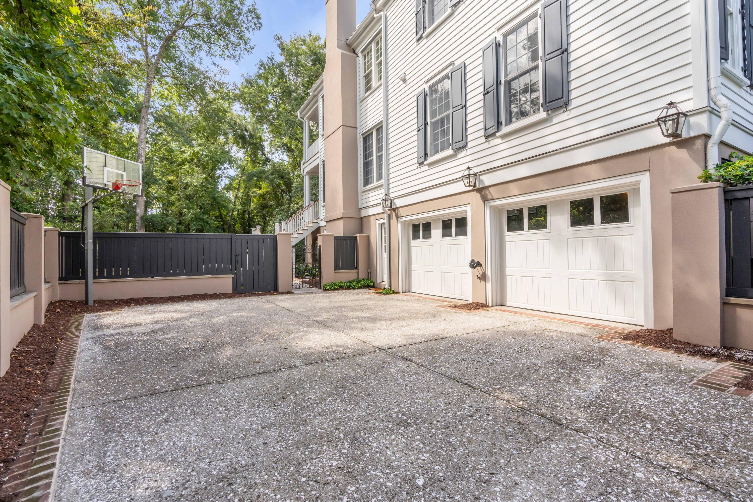 15 Robert Mills Circle Mount Pleasant, SC 29464 - Photo 55 of 67 Driveway