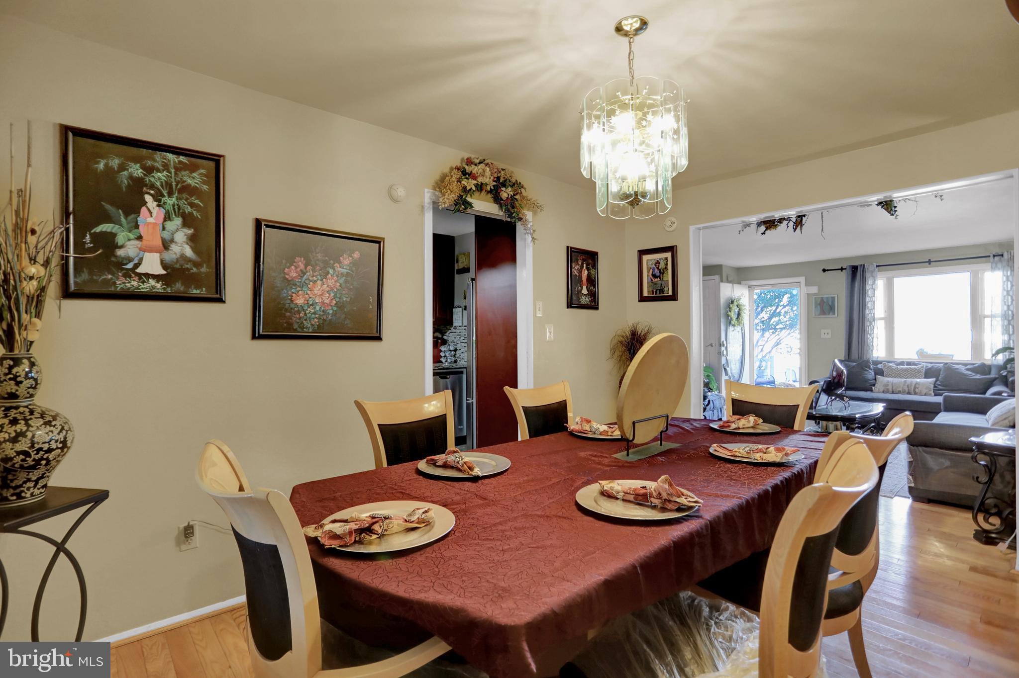 5749 Utrecht Road Baltimore, MD 21206 - Photo 7 of 25 Create memories enjoying holiday dinners