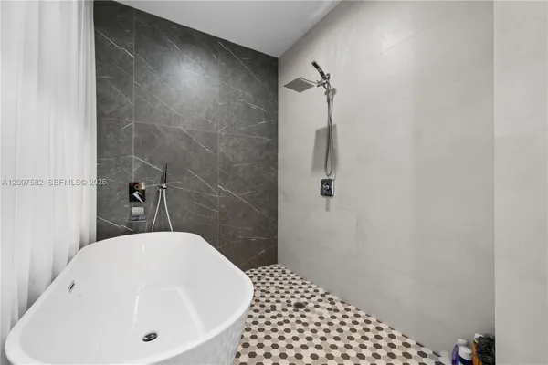$7,500 | 17900 Southwest 149th Avenue, Miami, FL 33187