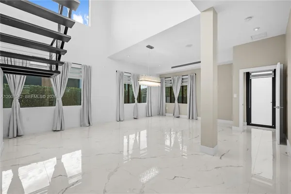 $7,500 | 17900 Southwest 149th Avenue, Miami, FL 33187