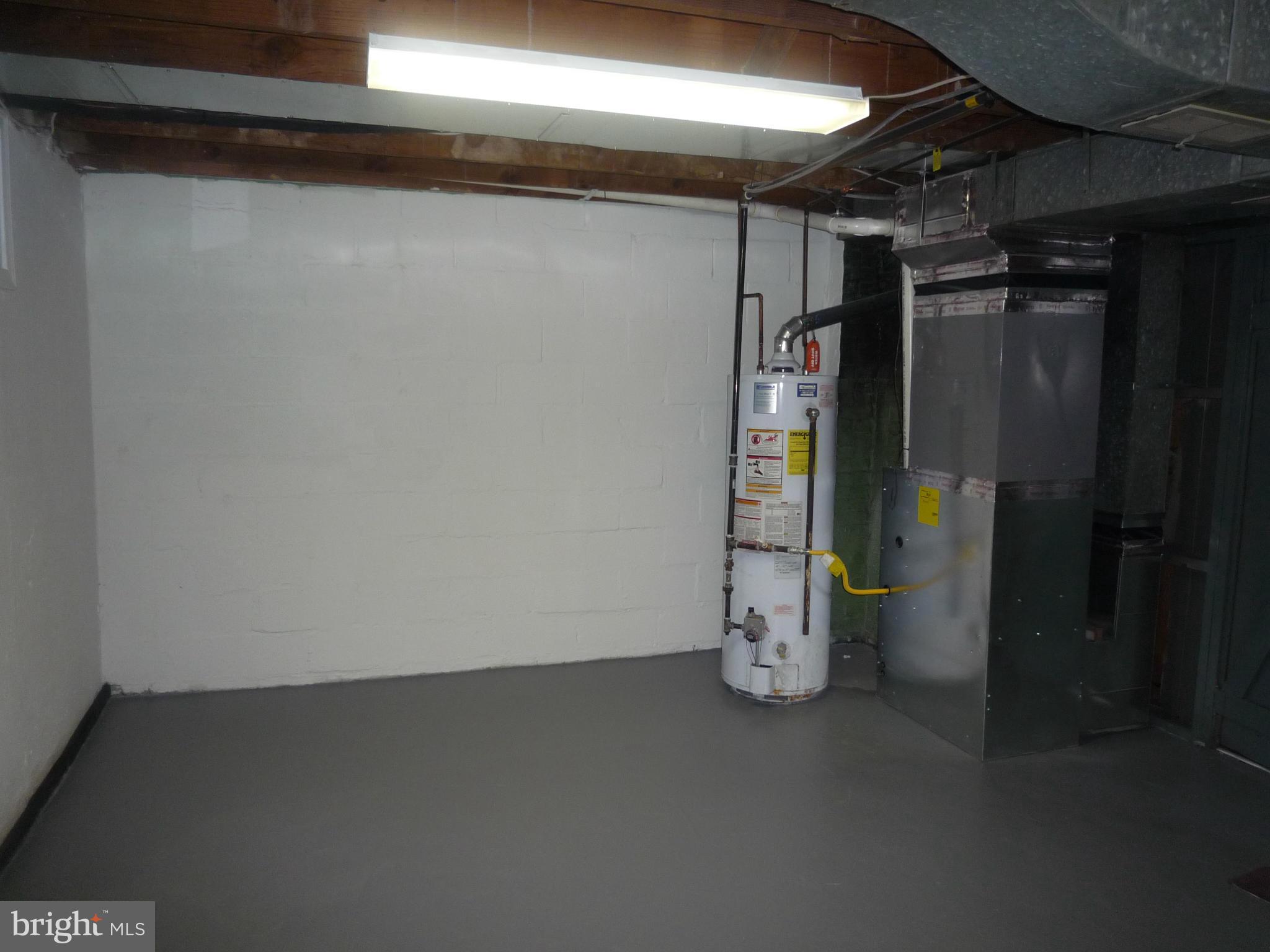 1042 Upnor Road Baltimore, MD 21212 - Photo 28 of 30 a view of water heater room