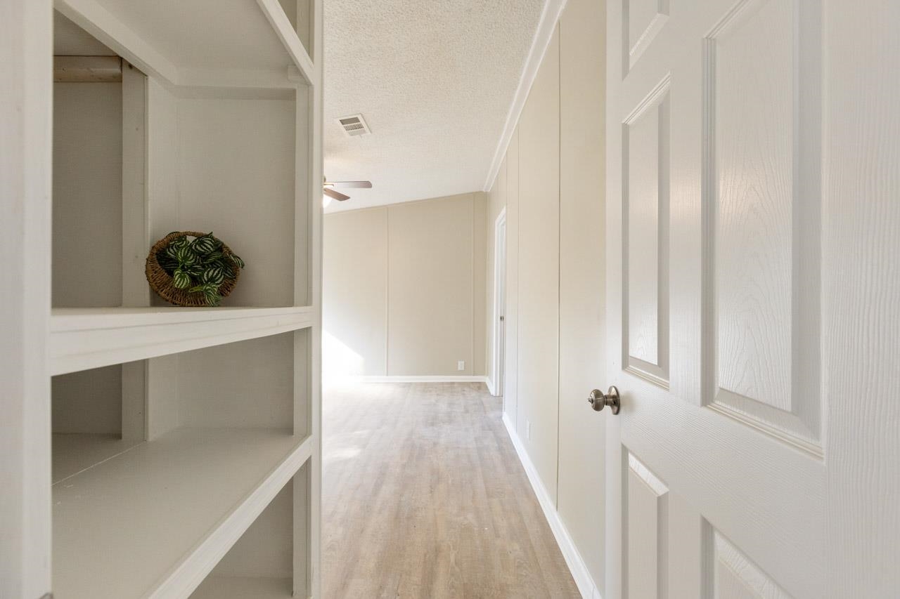 9698 South Horseshoe Road Tallahassee, FL 32317 - Photo 2 of 25