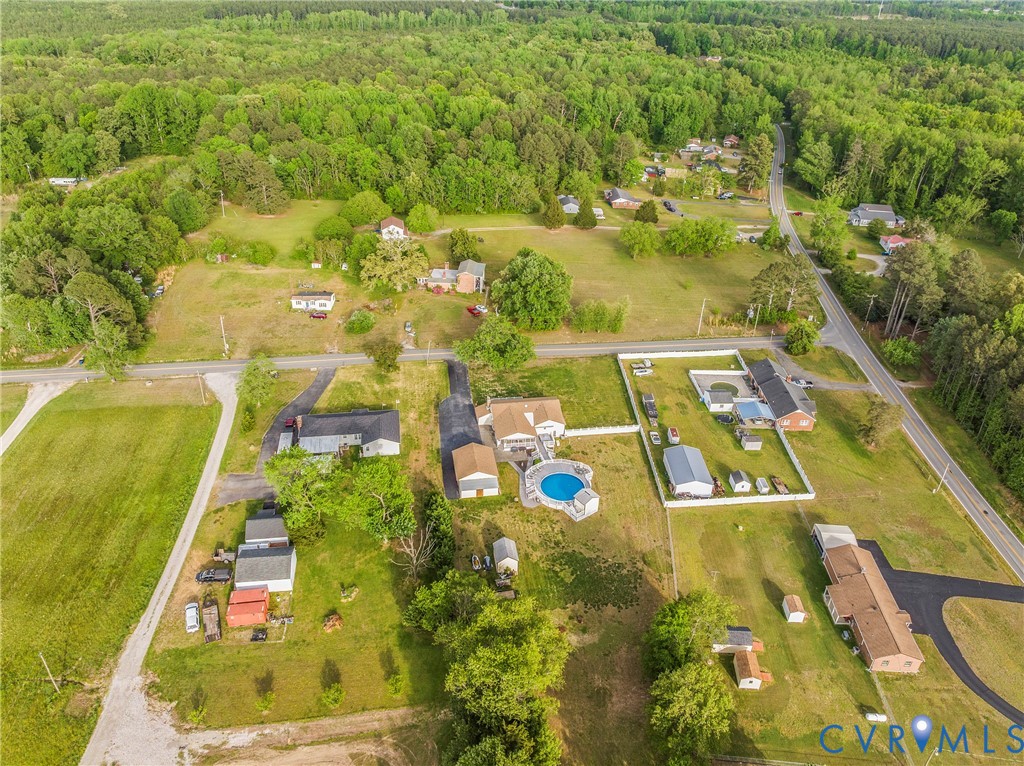18024 Sandy Ford Road Petersburg, VA 23803 - Photo 7 of 66