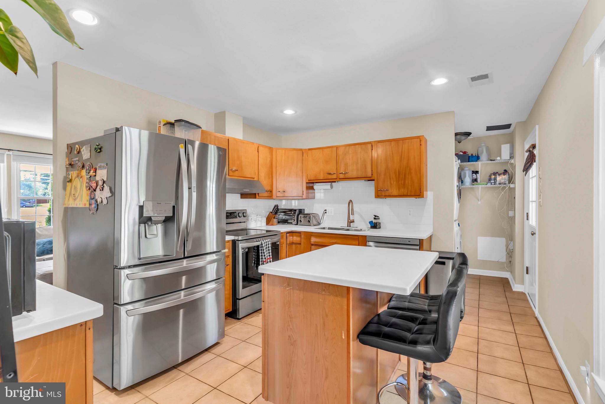 101 West Beech Road Sterling, VA 20164 - Photo 10 of 36