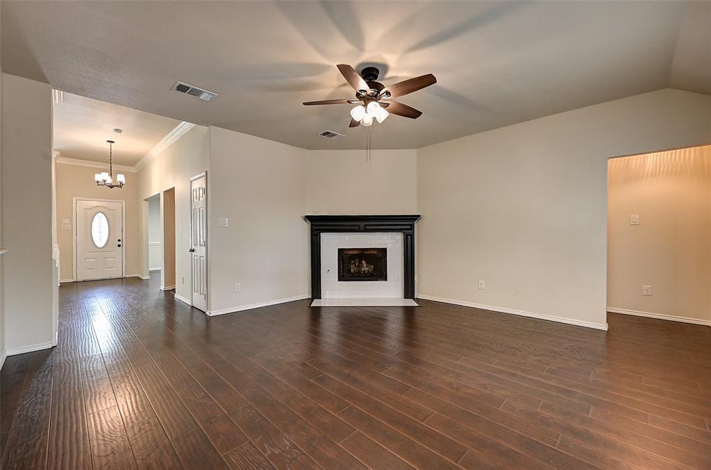 1508 Sandy Ridge Drive McKinney, TX 75069 - Photo 5 of 40
