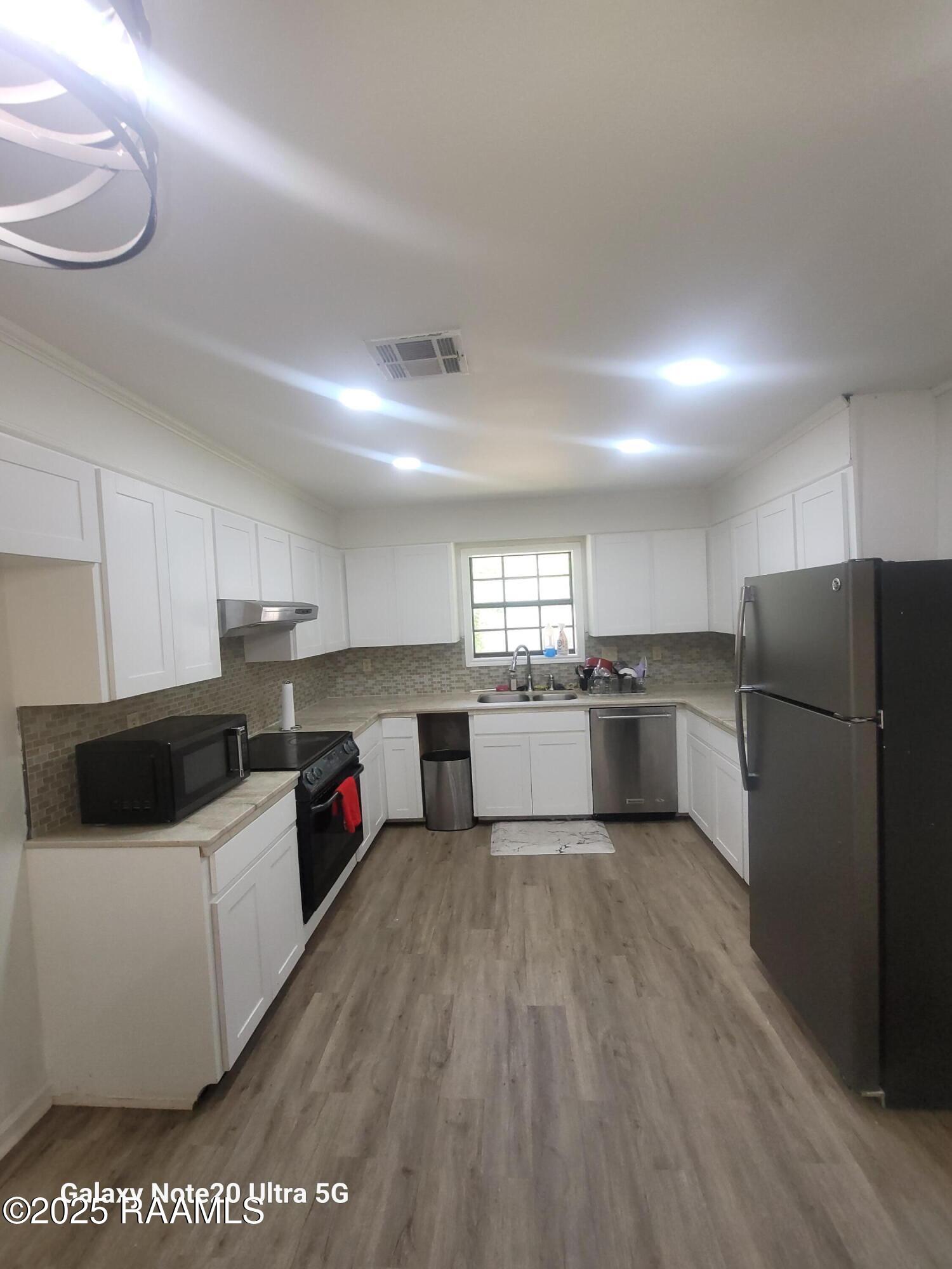 308 Bellevue Plantation Road Lafayette, LA 70503 - Photo 20 of 23 20250703_120840