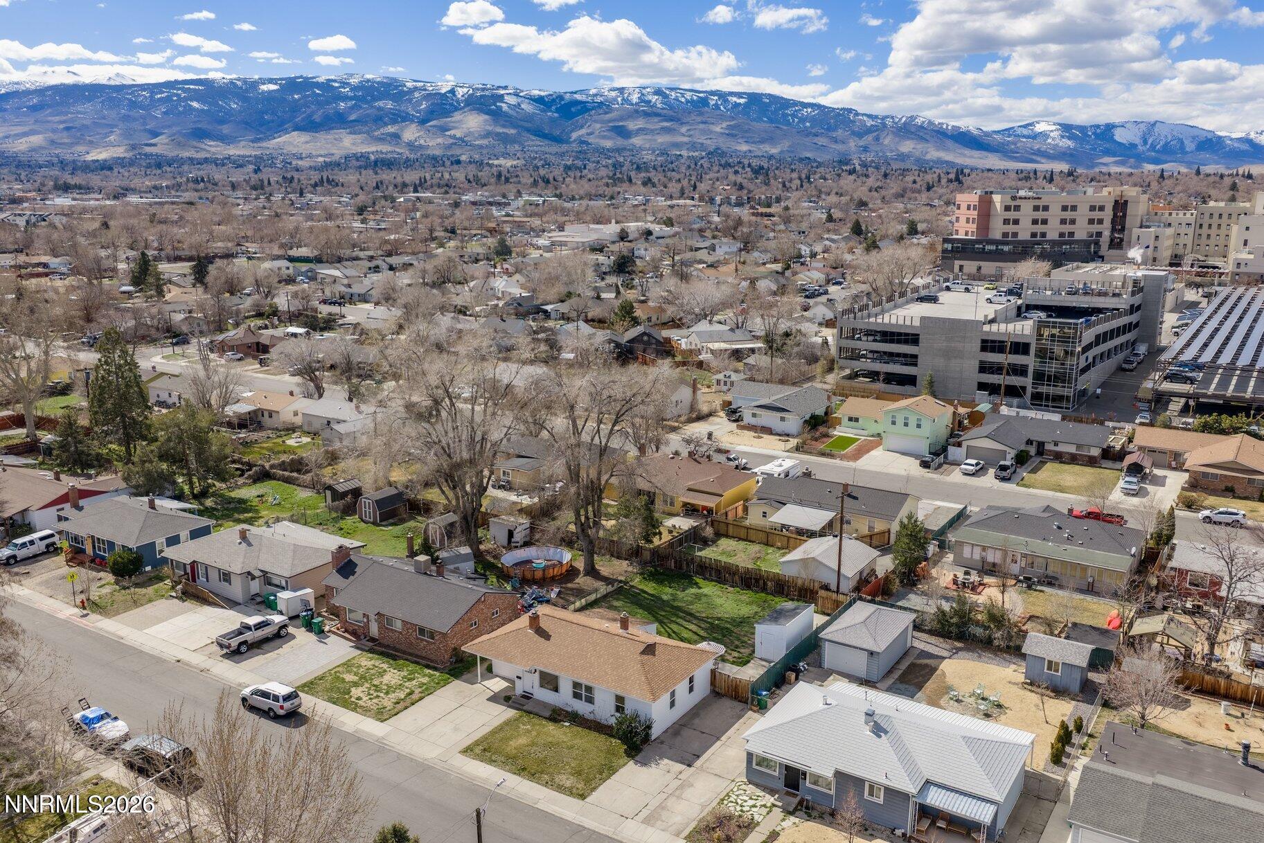 939 Bates Avenue Reno, NV 89502 - Photo 32 of 38 032_939batesdrone-5_765