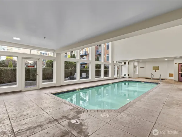 $424,950 | 2415 2nd Avenue, Unit 540, Seattle, WA 98121