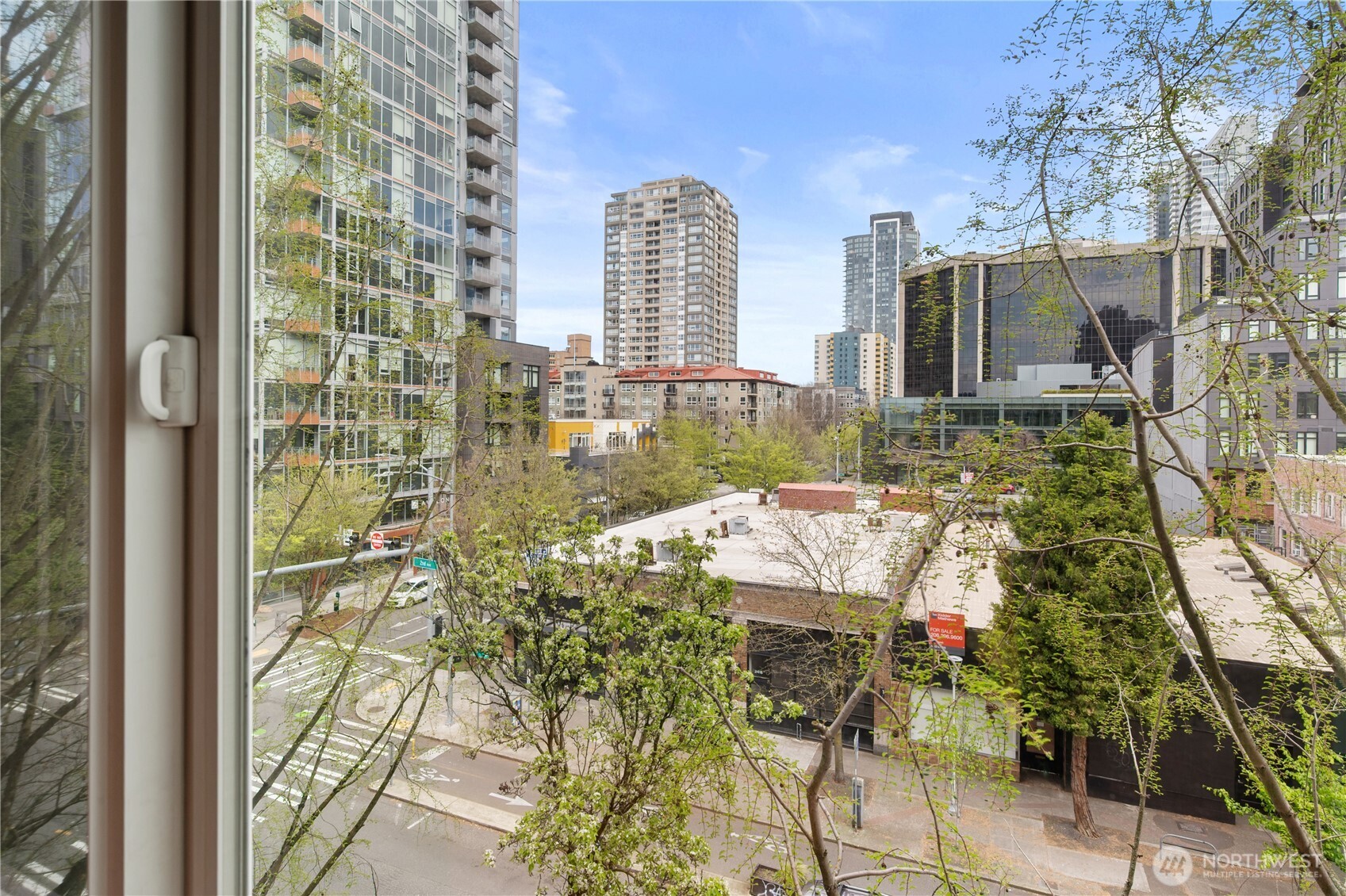2415 2nd Avenue, Unit 540 Seattle, WA 98121 - Photo 9 of 29 a view of balcony and patio