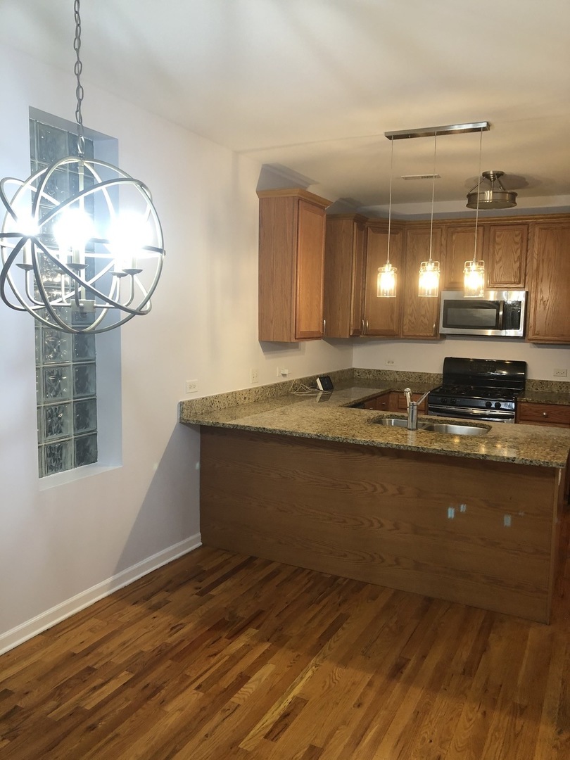 2249 West Monroe Street, Unit 3 Chicago, IL 60612 - Photo 7 of 23