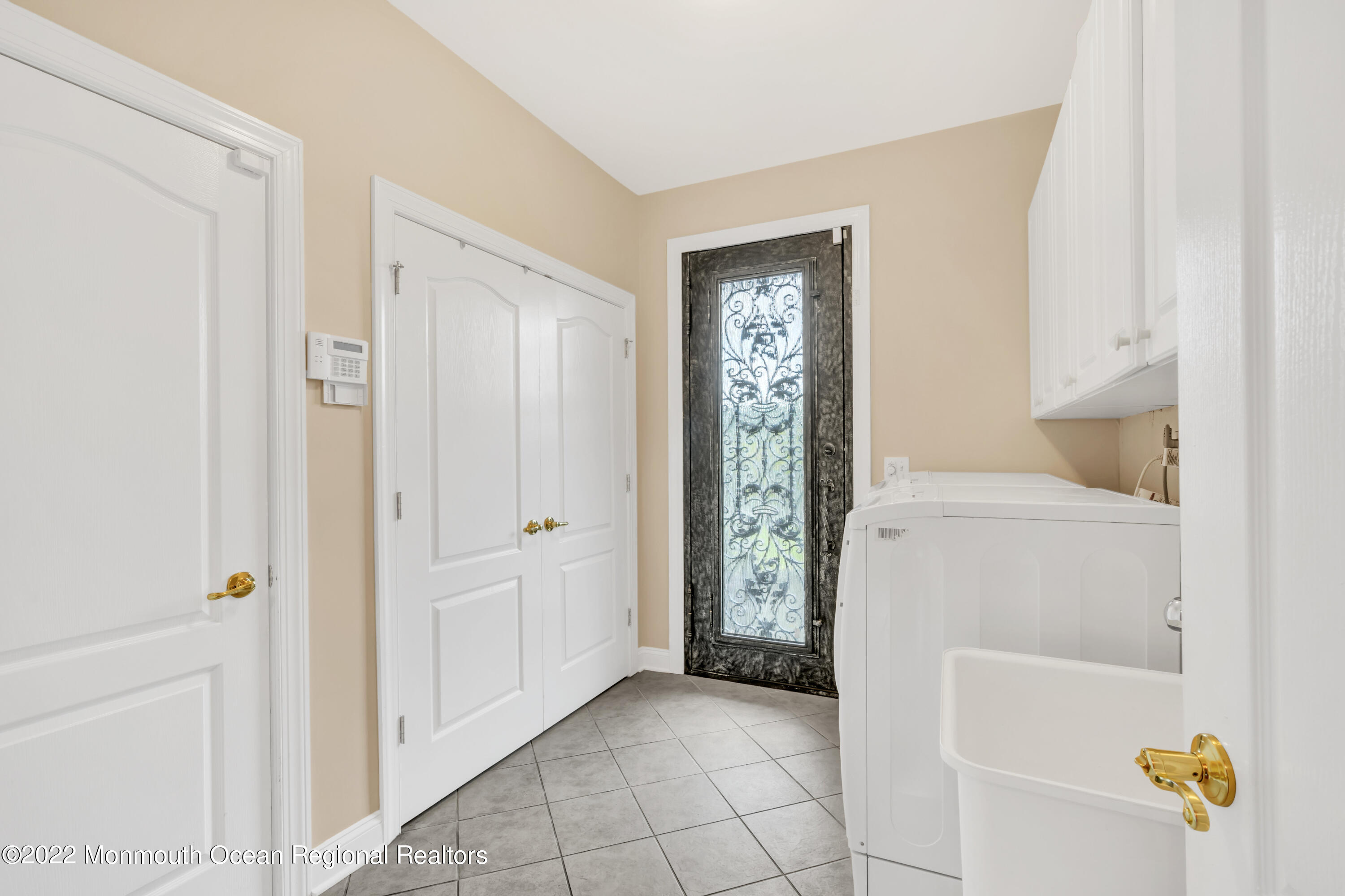 74 Thompson Grove Road Manalapan, NJ 07726 - Photo 19 of 55 034_ev203244