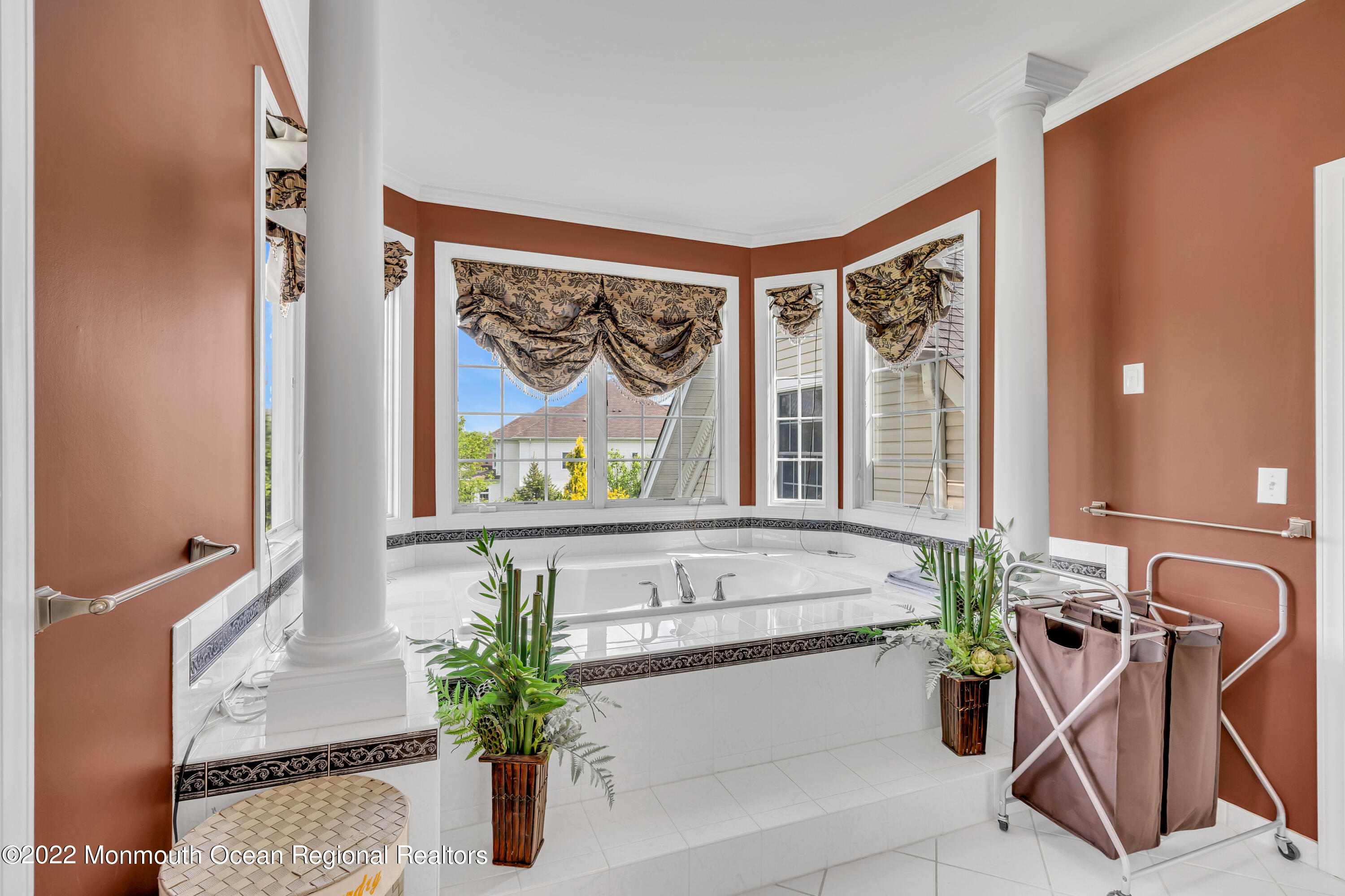74 Thompson Grove Road Manalapan, NJ 07726 - Photo 38 of 55 052_ev203347