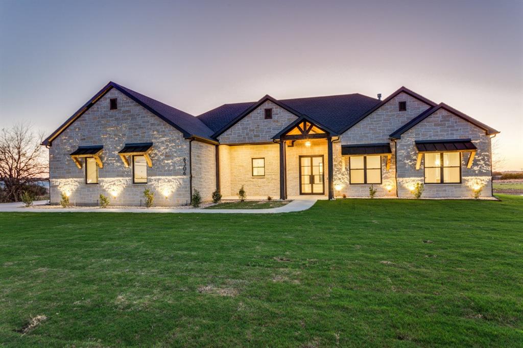6306 Starlight Ranch Road Godley, TX 76044 - Photo 3 of 40