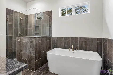 $450,000 | 7529 McMahon Drive, Baton Rouge, LA 70817