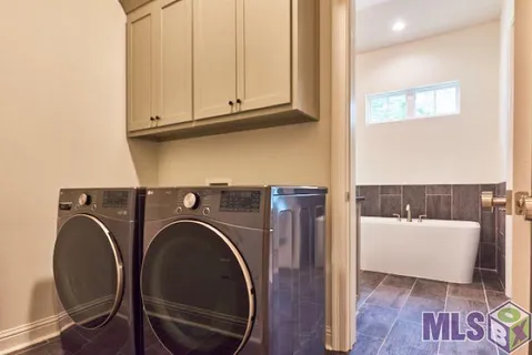 $460,000 | 7529 McMahon Drive, Baton Rouge, LA 70817