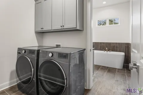 $450,000 | 7529 McMahon Drive, Baton Rouge, LA 70817