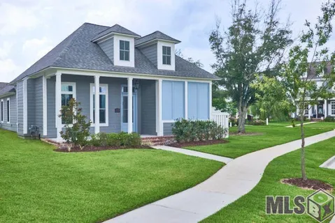 $460,000 | 7529 McMahon Drive, Baton Rouge, LA 70817