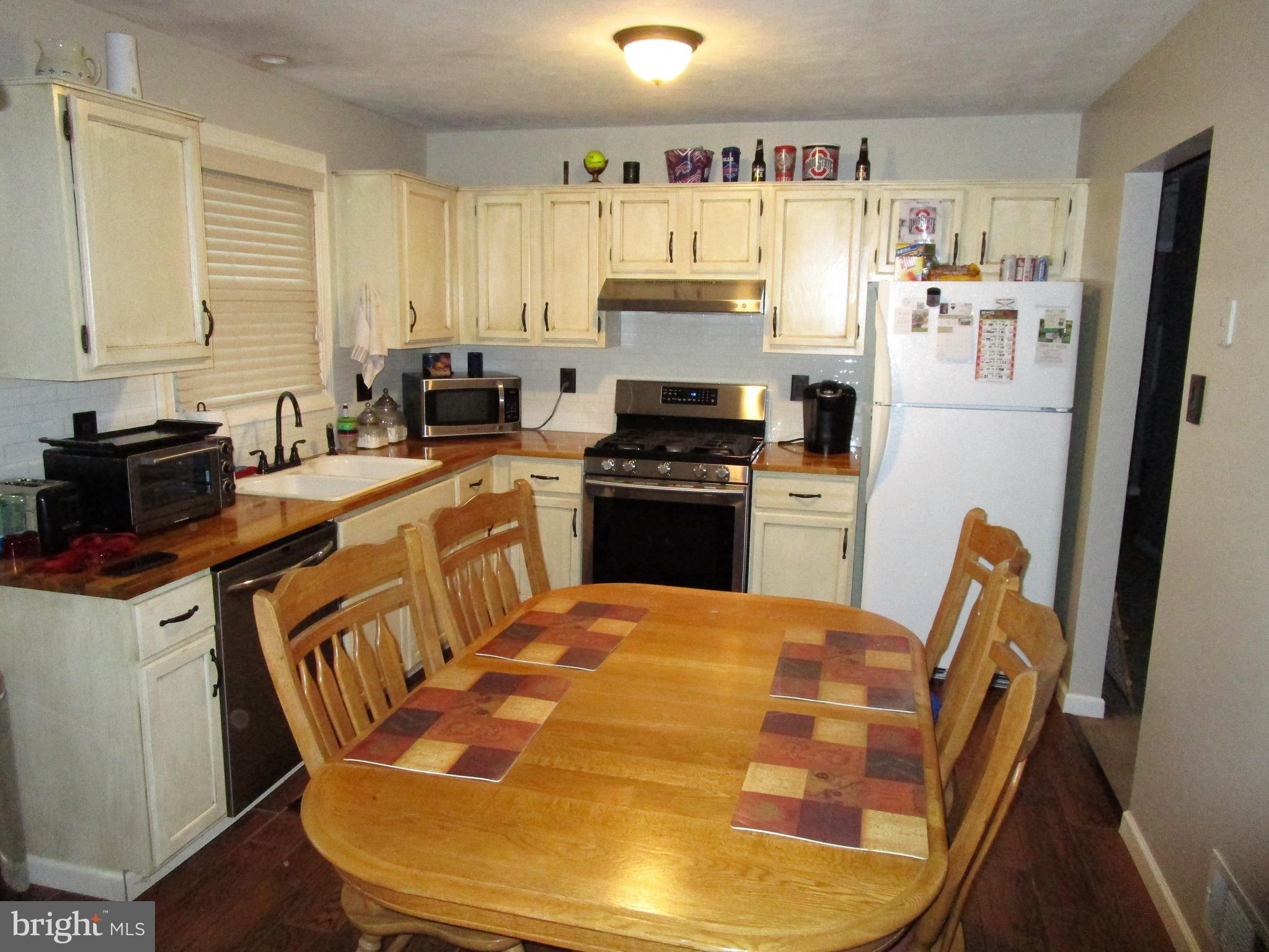 40 Colonial Drive Hanover, PA 17331 - Photo 7 of 29 Gallery Image 7