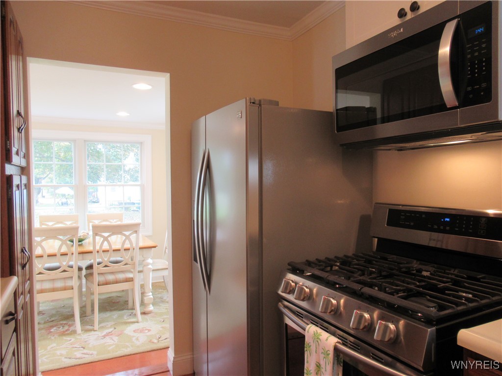 9171 Lake Shore Road Evans, NY 14006 - Photo 10 of 42