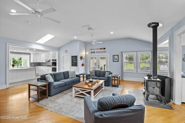 $649,000 | 1127 Straits Road, Smyrna, NC 28579