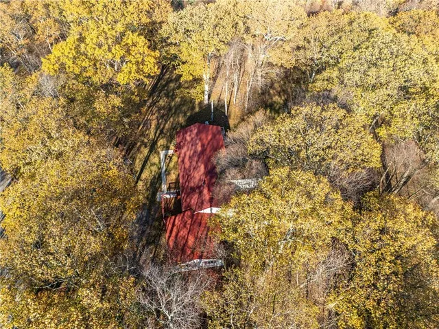 a view of swimming pool of the house