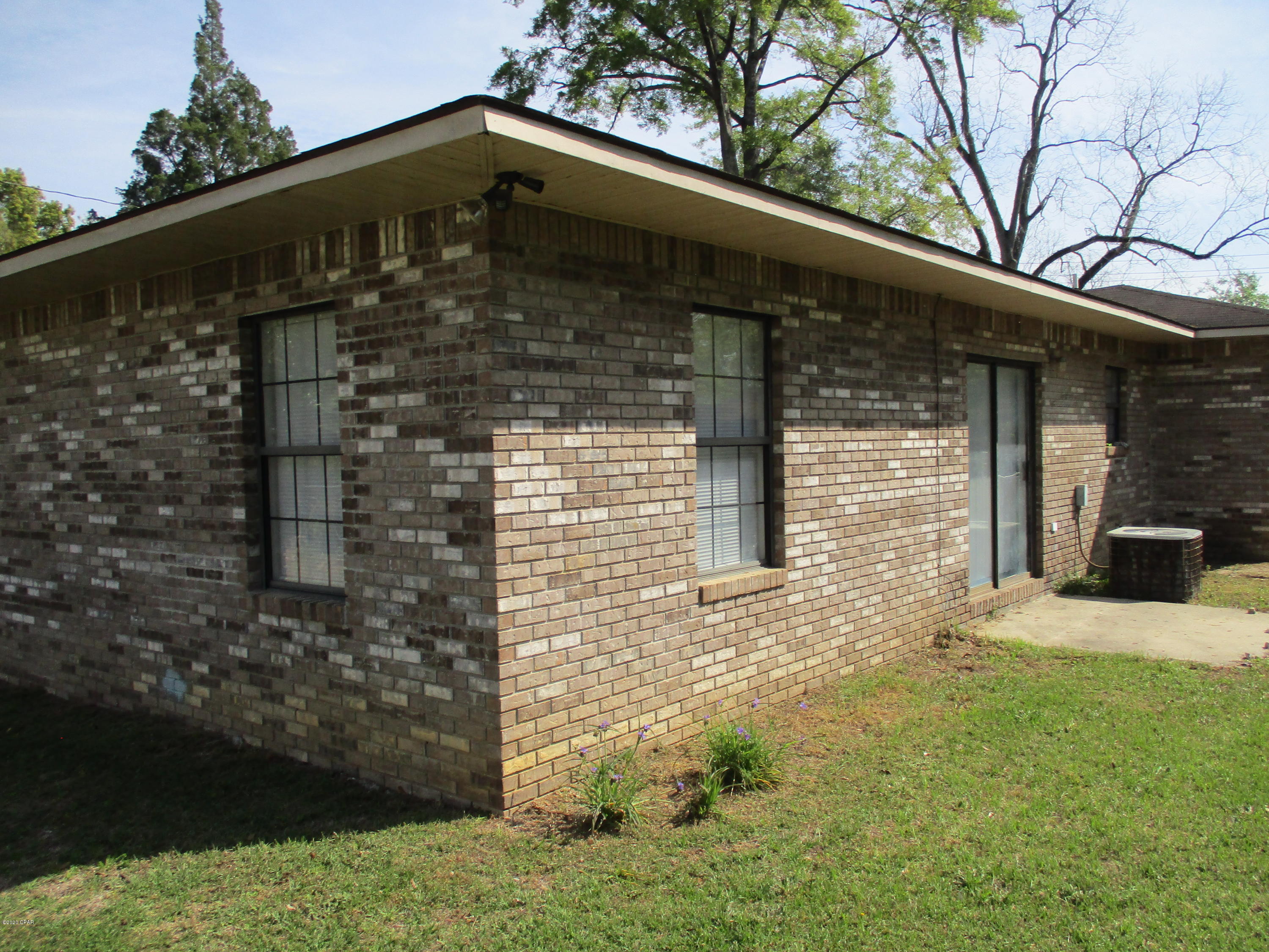 1249 Old Bonifay Road Chipley, FL 32428 - Photo 6 of 22 Gallery Image 6