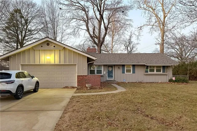 $399,000 | 14 West 109th Street, Kansas City, MO 64114