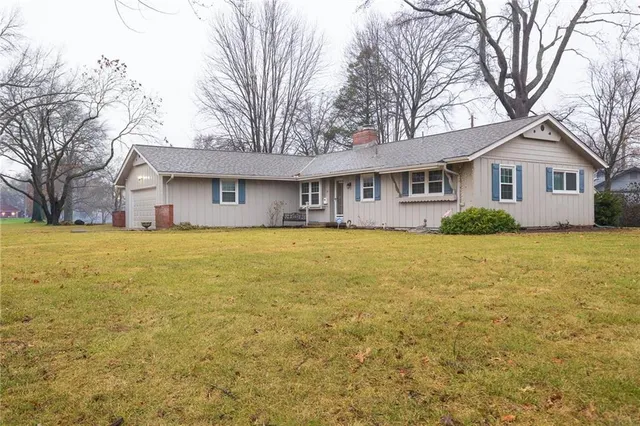 $400,000 | 14 West 109th Street, Kansas City, MO 64114