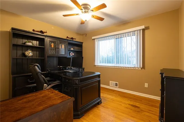 $400,000 | 14 West 109th Street, Kansas City, MO 64114