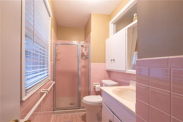 $400,000 | 14 West 109th Street, Kansas City, MO 64114