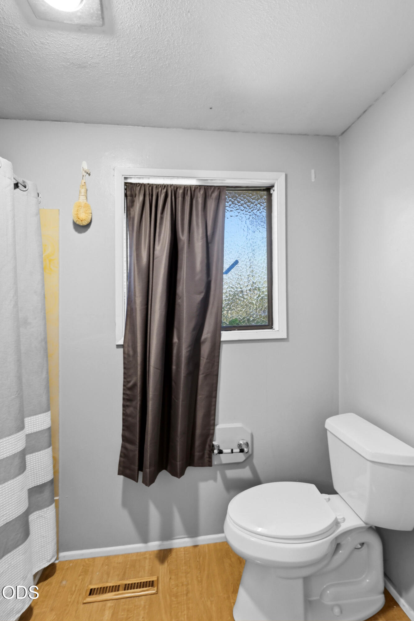 2951 Barclay Road Medford, OR 97504 - Photo 13 of 37