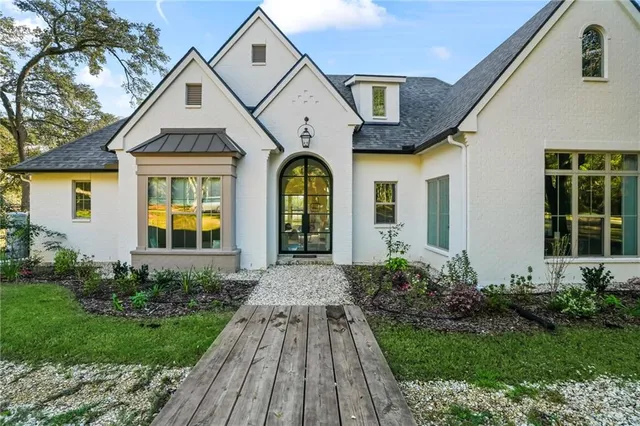 $975,000 | 23648 Goodlife Lane, Covington, LA 70435