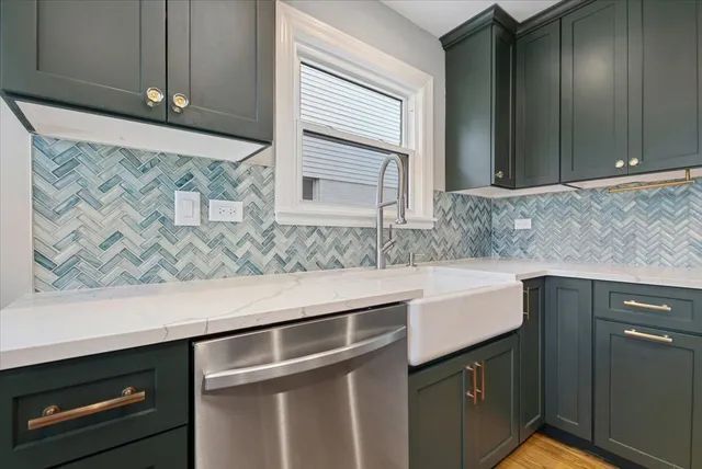 $679,900 | 617 South Madison Avenue, La Grange, IL 60525