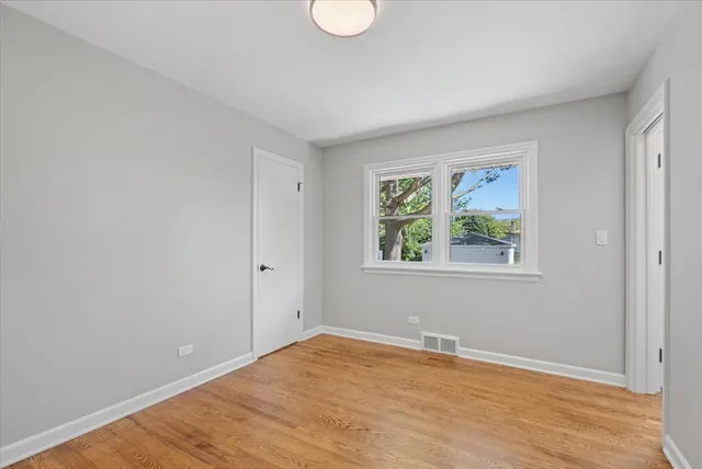 $679,900 | 617 South Madison Avenue, La Grange, IL 60525