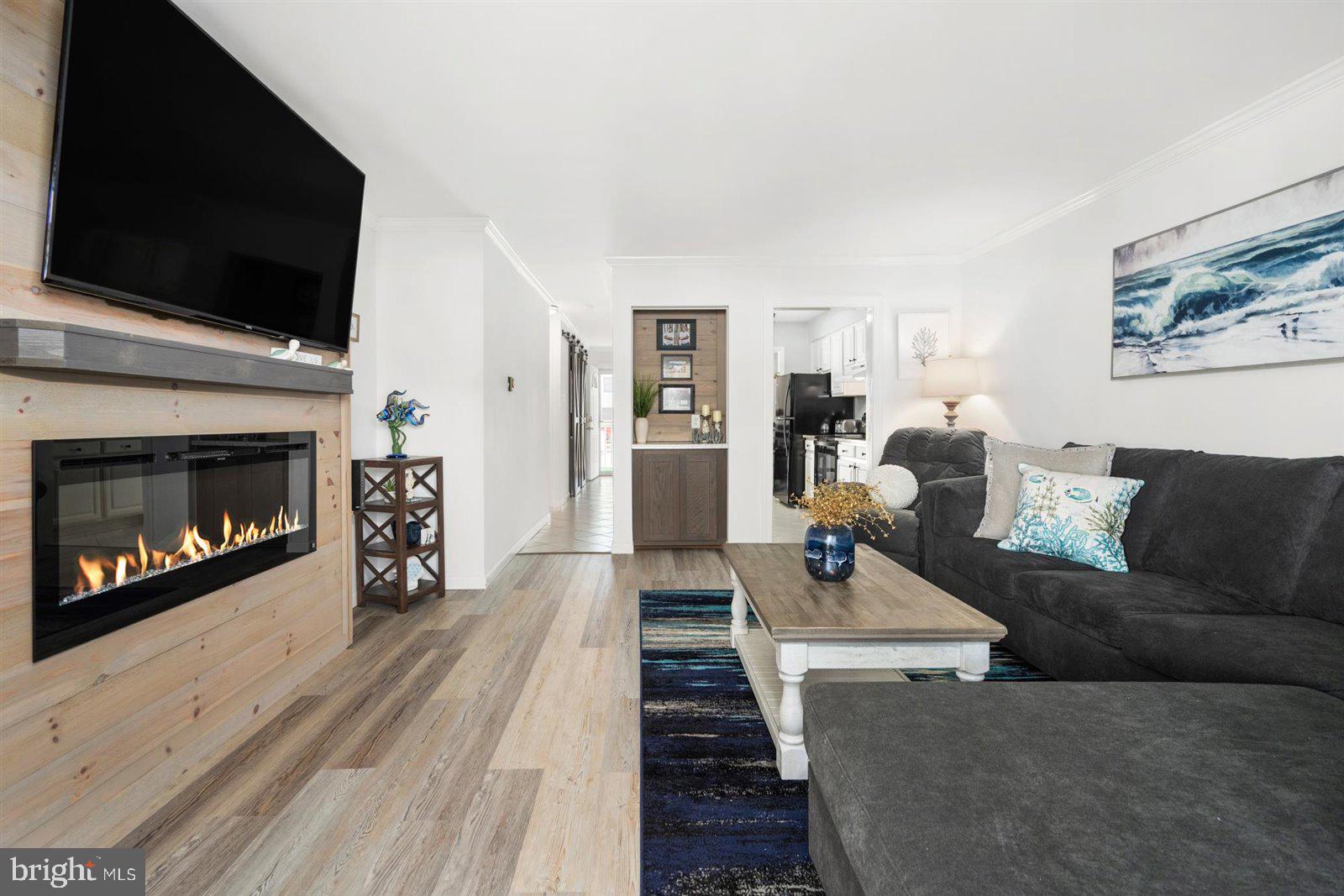 714 Mooring Road, Unit C105 Ocean City, MD 21842 - Photo 12 of 36 Beautifully redone family room