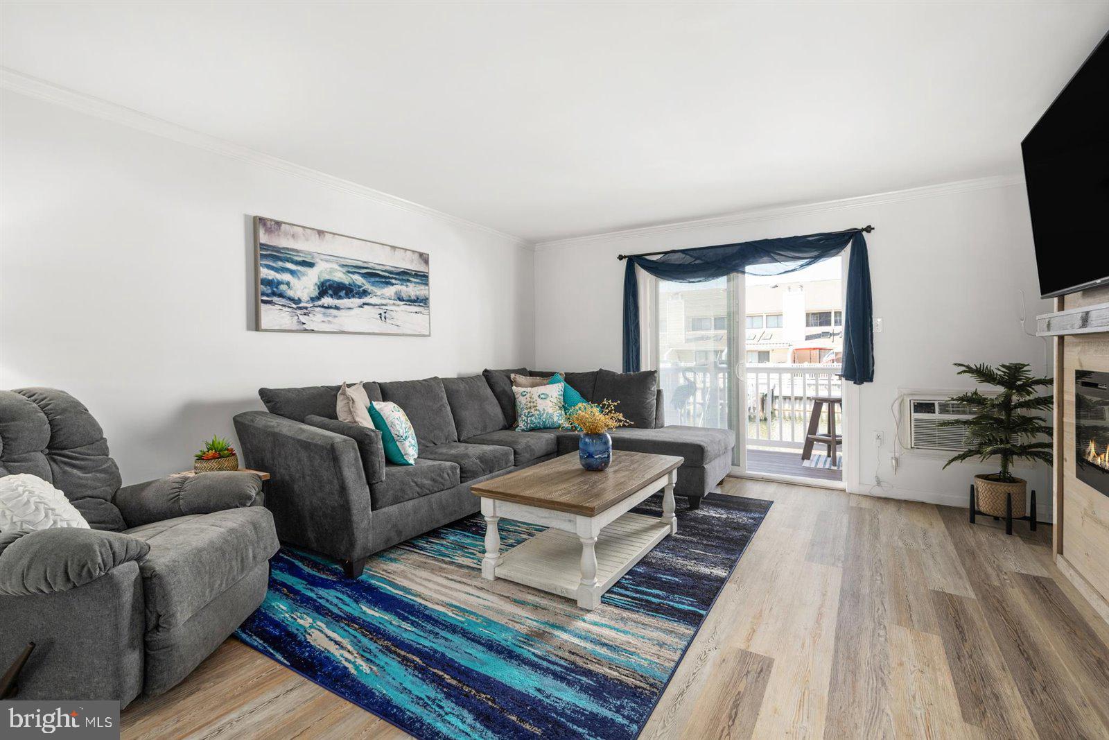 714 Mooring Road, Unit C105 Ocean City, MD 21842 - Photo 10 of 36 Family room with water views