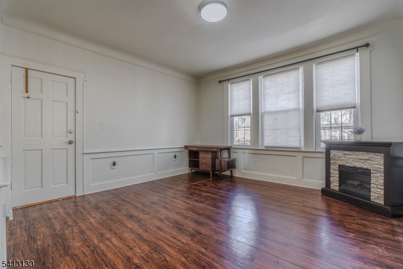 172 Goldsmith Avenue Newark, NJ 07112 - Photo 6 of 14