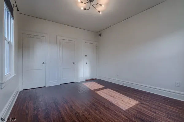$2,350 | 172 Goldsmith Avenue, Newark, NJ 07112