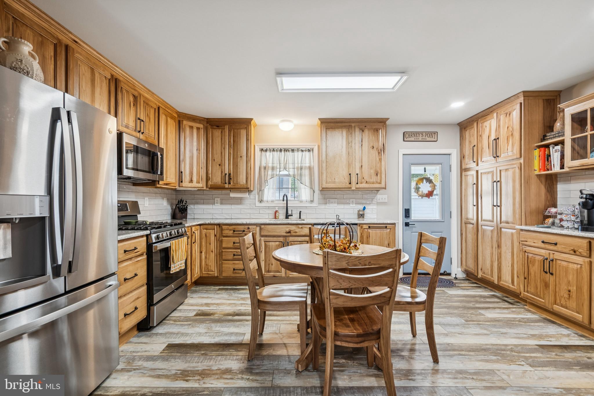 327 Lafayette Road Carneys Point, NJ 08069 - Photo 11 of 27