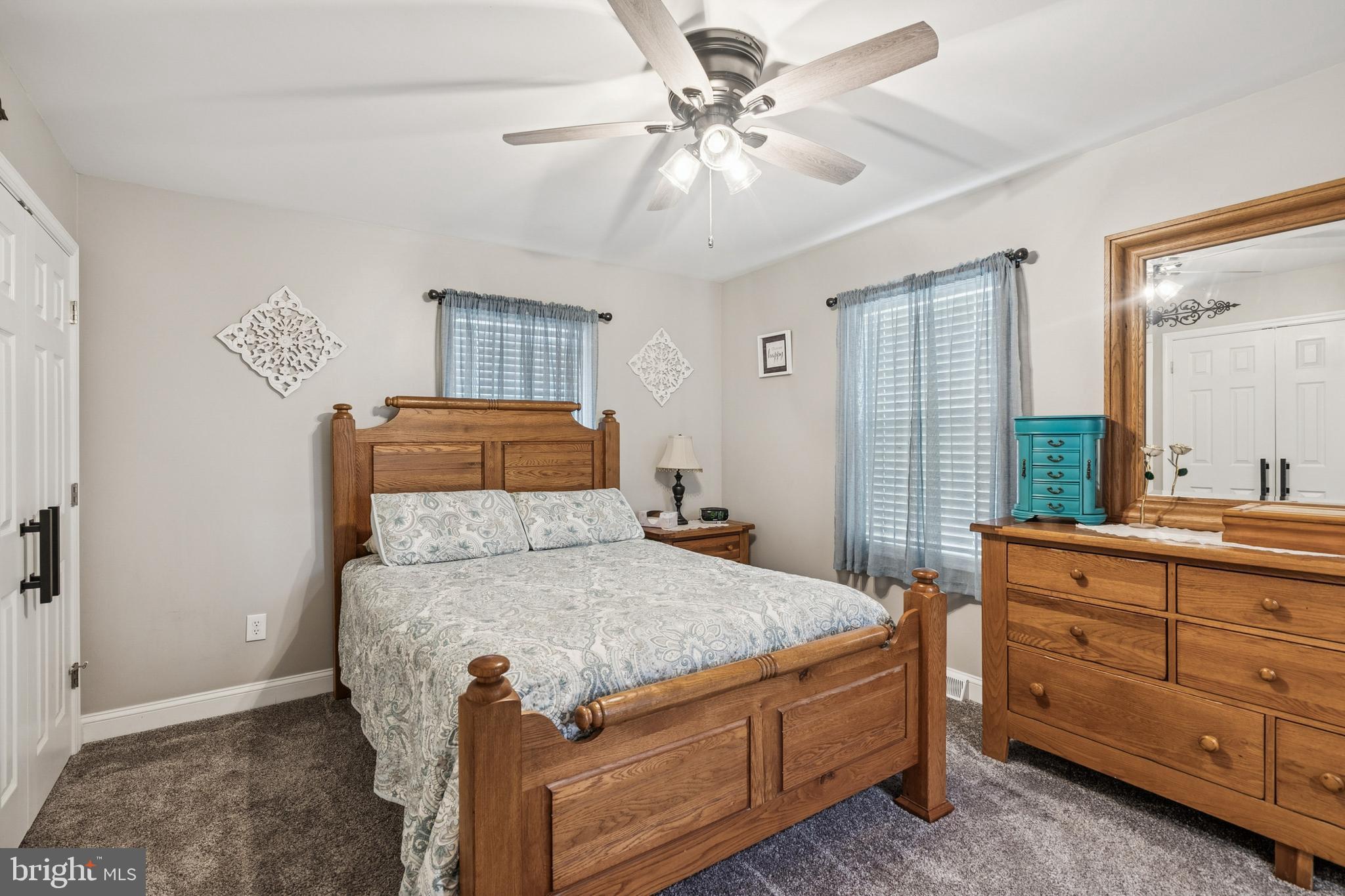 327 Lafayette Road Carneys Point, NJ 08069 - Photo 21 of 27