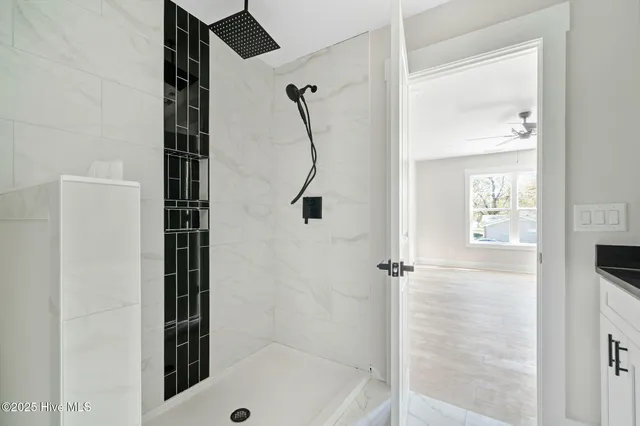 $339,900 | 132-134 Currie Street, Wallace, NC 28466