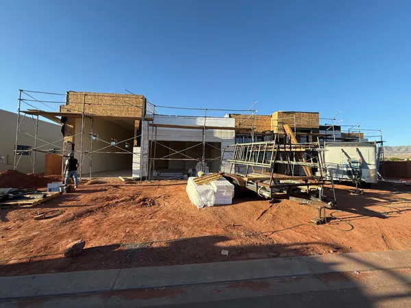 $1,293,000 | 575 West 80 South, Ivins, UT 84738