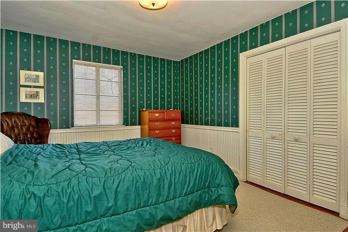 10010 Portland Place Silver Spring, MD 20901 - Photo 11 of 23 Bedroom (Master)
