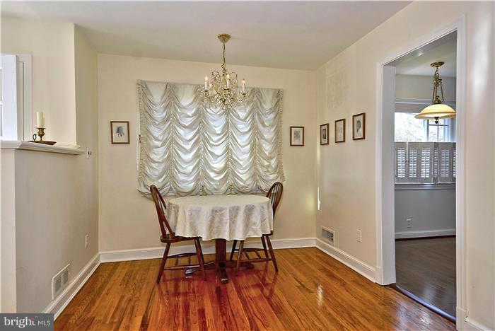 10010 Portland Place Silver Spring, MD 20901 - Photo 6 of 23 Dining Room