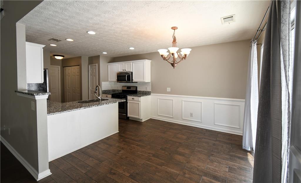 6215 Smoke Ridge Lane Cumming, GA 30041 - Photo 9 of 32