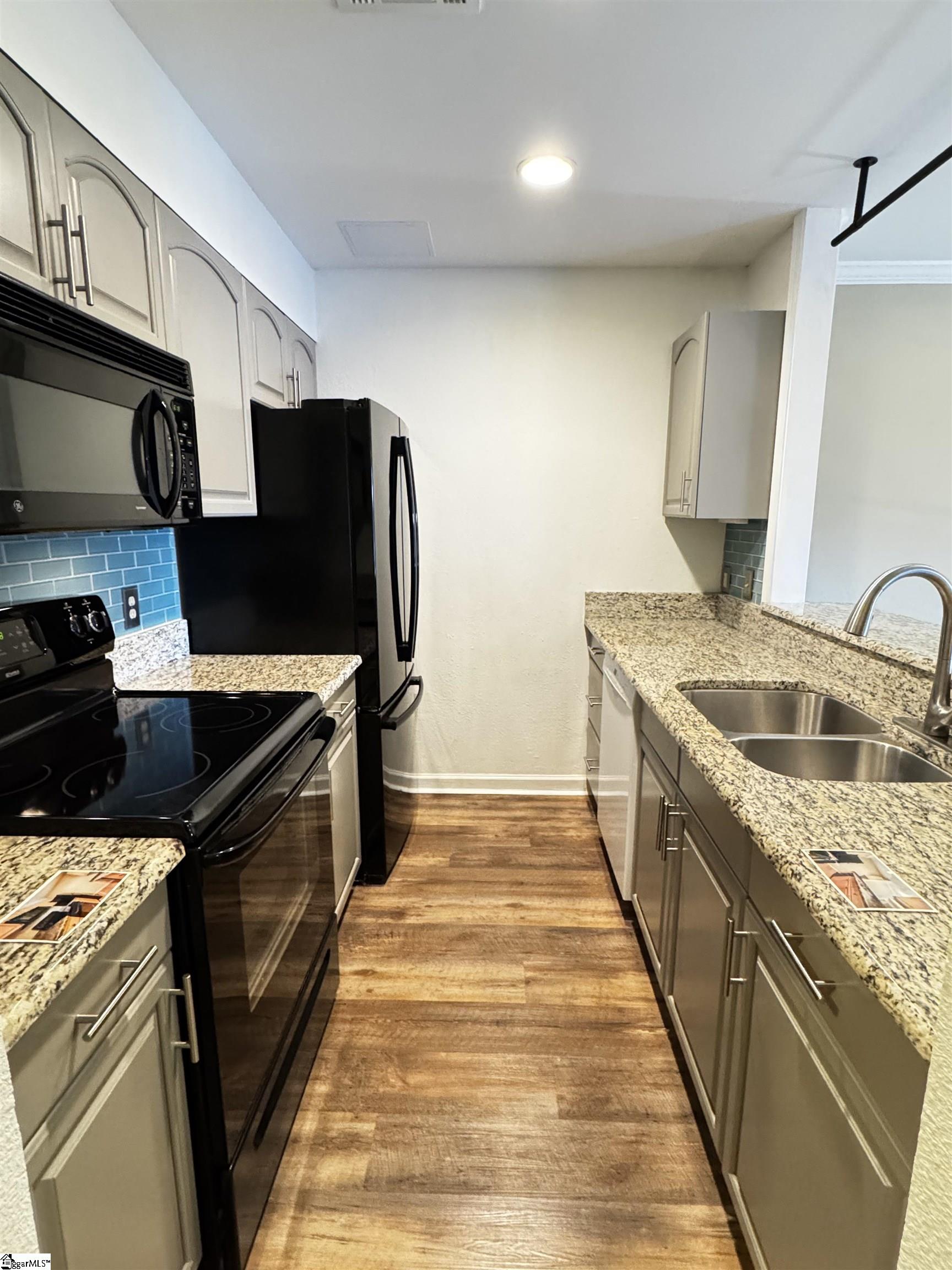 408 Townes Street, Unit 4 Greenville, SC 29601 - Photo 7 of 27