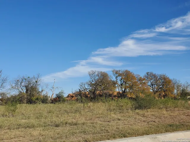 $123,456 | 0 Woodcliffe Drive, Selma, TX 78154